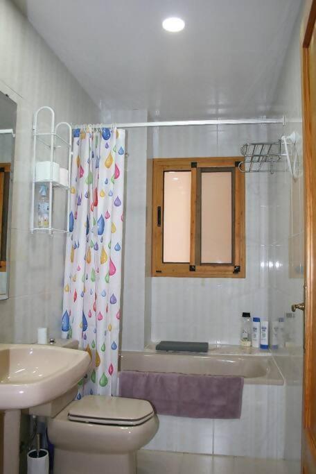 Beachside Apartment In The Centre Of El Campello Exterior photo