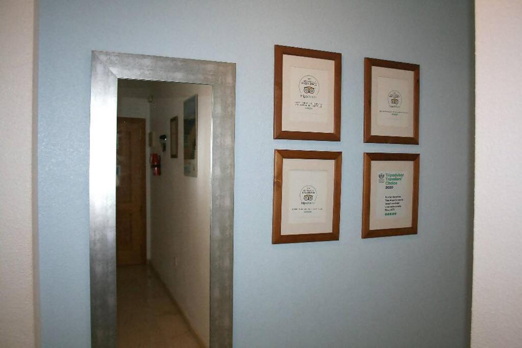 Beachside Apartment In The Centre Of El Campello Exterior photo