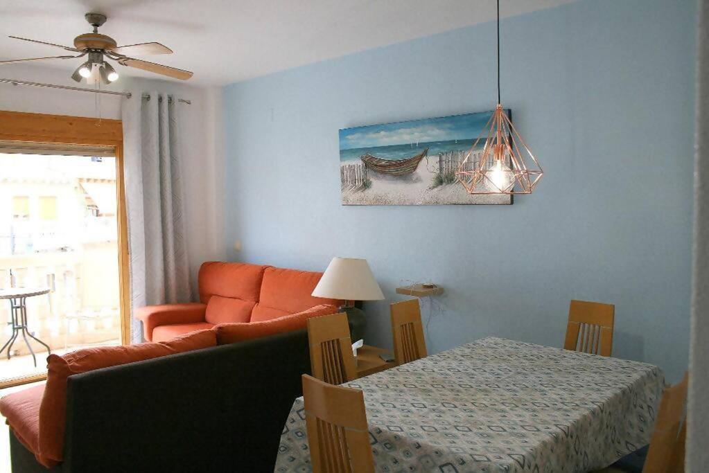 Beachside Apartment In The Centre Of El Campello Exterior photo