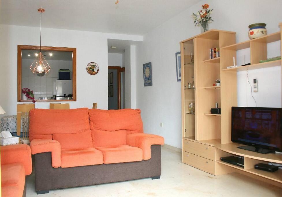 Beachside Apartment In The Centre Of El Campello Exterior photo