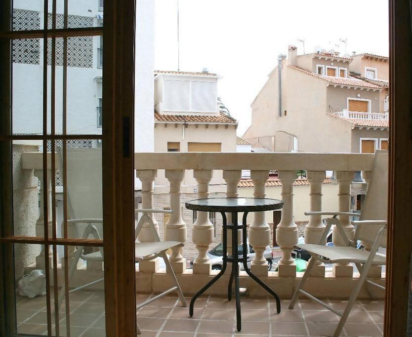 Beachside Apartment In The Centre Of El Campello Exterior photo